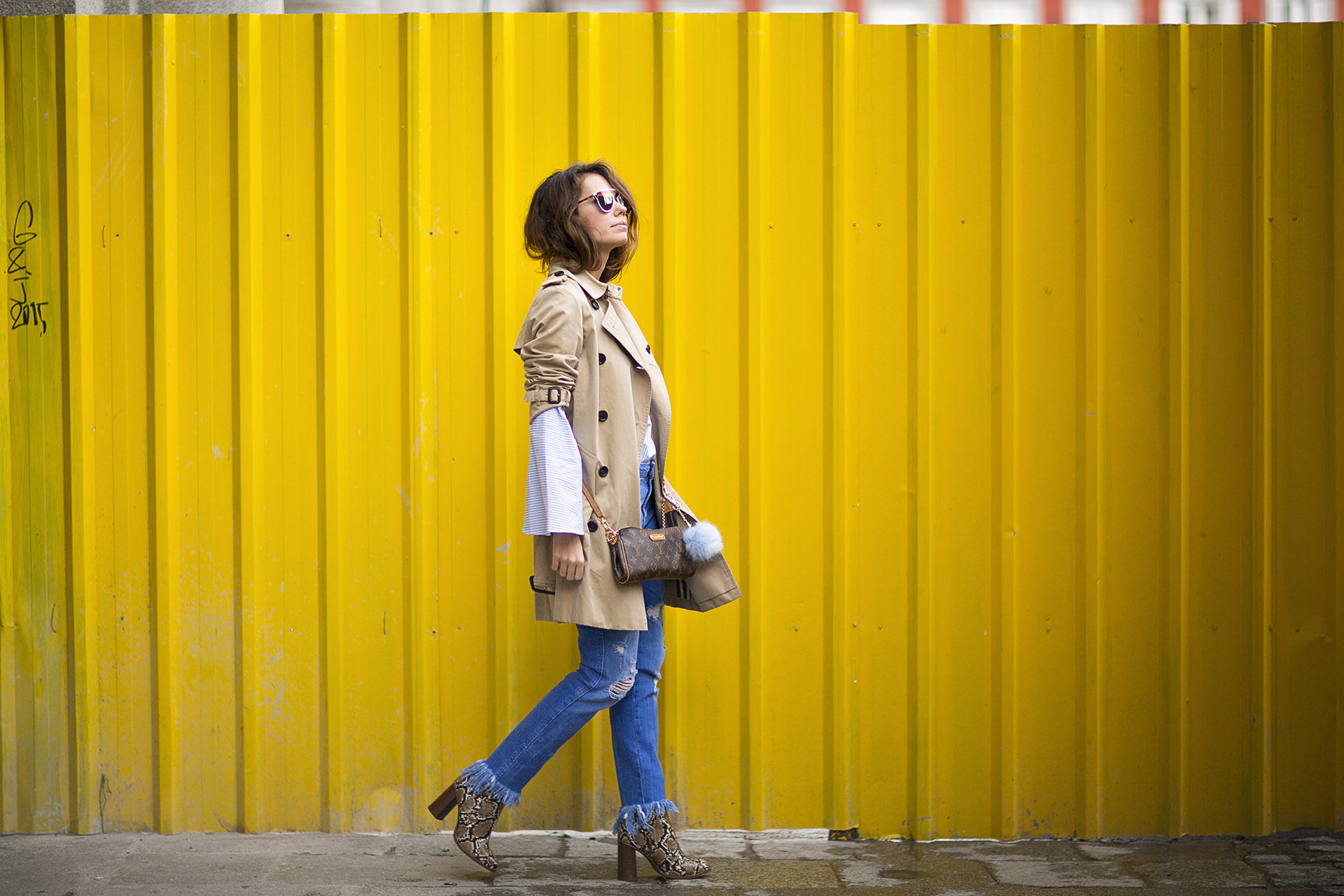 bell sleves-streetstyle-uterque-trench