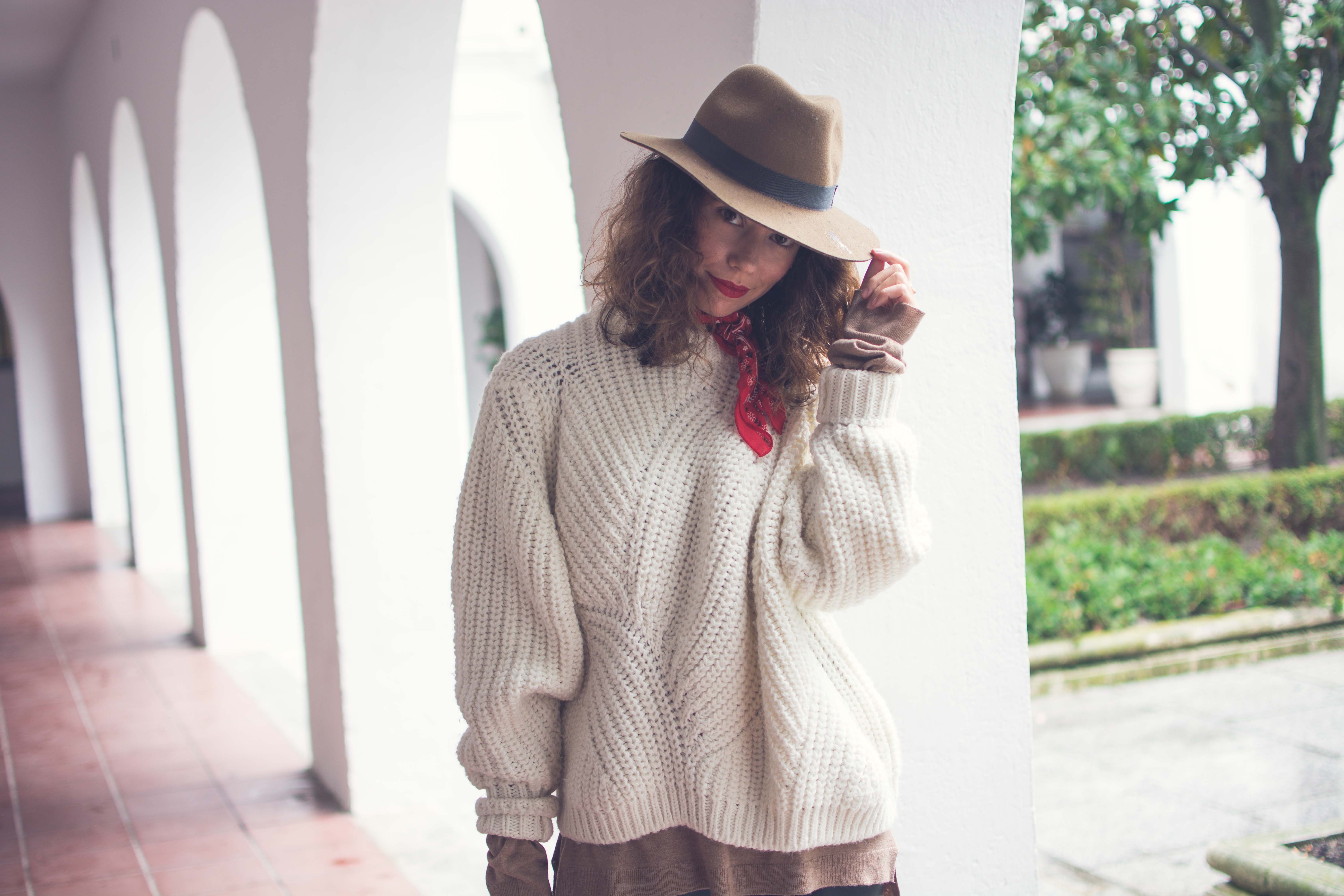 doube_pullover_sweater-country-style-cool_lemonade-rainy-look